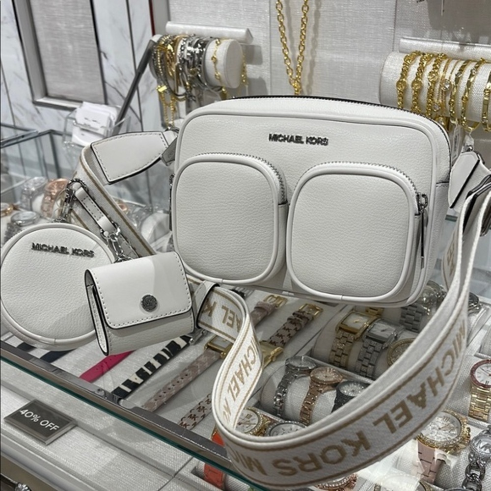 Michael Kors Jet Set Leather Medium Crossbody Bag with Case for Apple Airpods Pr